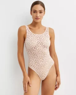 Ażurowe body w groszki