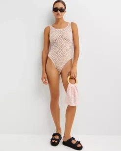 Ażurowe body w groszki
