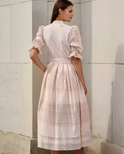 Beżowa ażurowa sukienka Matilde