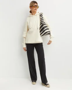 Beżowa bluza oversize