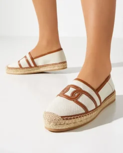 Beżowe płócienne espadryle