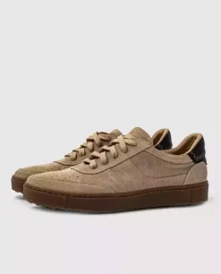 Beżowe sneakersy ze skóry welurowej