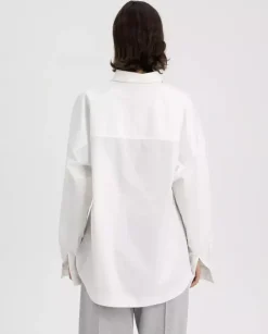 Biała koszula oversize