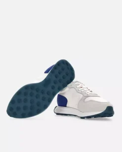 Białe lekkie sneakersy H601
