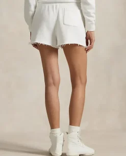 Białe shorty dresowe