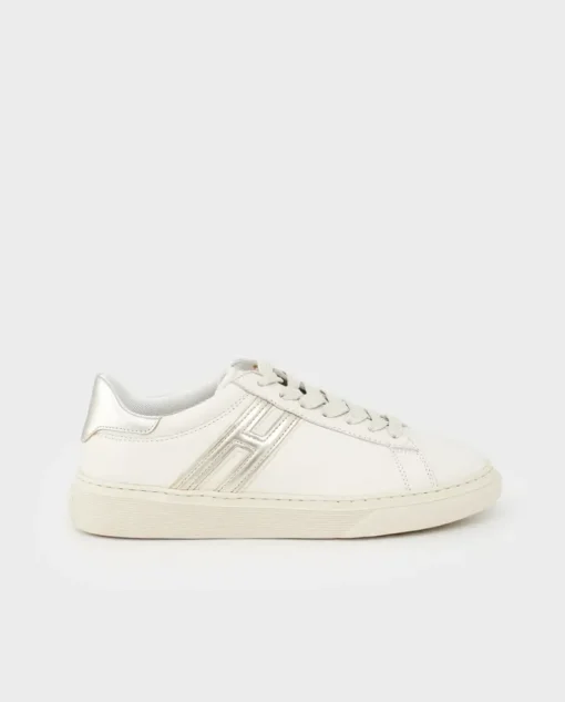 Białe skórzane sneakersy