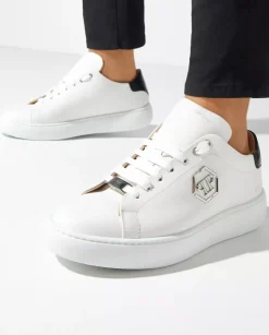 Białe sneakersy Hexagon z czarną zapiętką