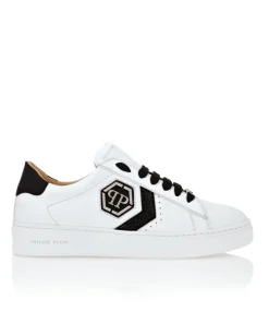 Białe sneakersy Lo-Top