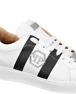 Białe sneakersy Lo-Top