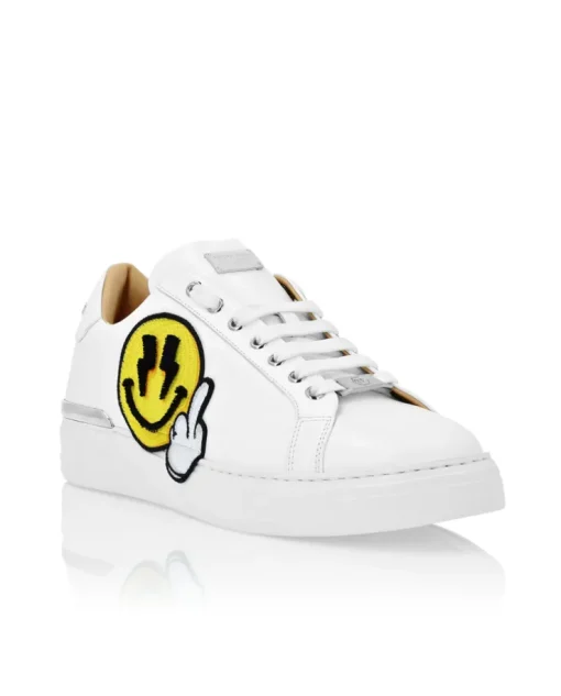 Białe sneakersy Smile
