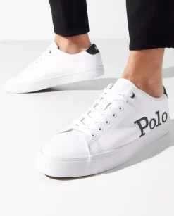 Białe sneakersy z logo
