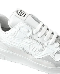Białe sneakersy z siateczką
