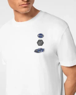 Biały bawełniany t-shirt z naszywkami