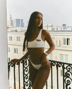 Biały dół od bikini MIA
