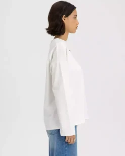 Biały longsleeve z nadrukiem