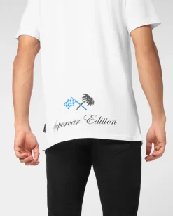 Biały t-shirt z dużym motywem czaszki