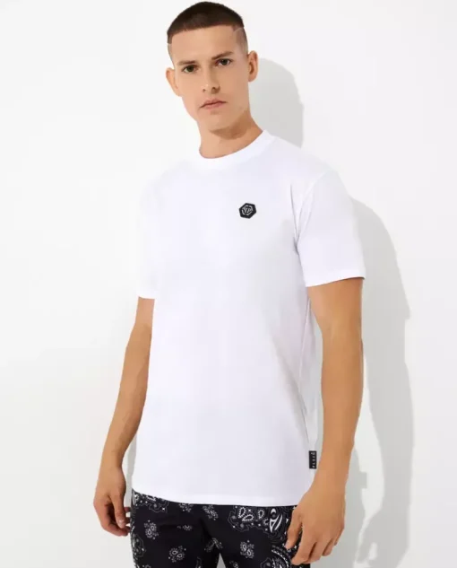 Biały t-shirt z emblematem