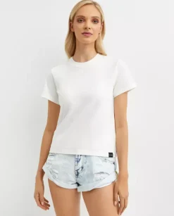 Biały t-shirt z logo