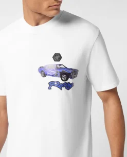 Biały t-shirt z nadrukiem na piersi