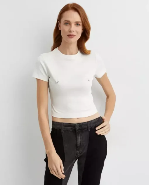 Biały t-shirt ze zdobieniem