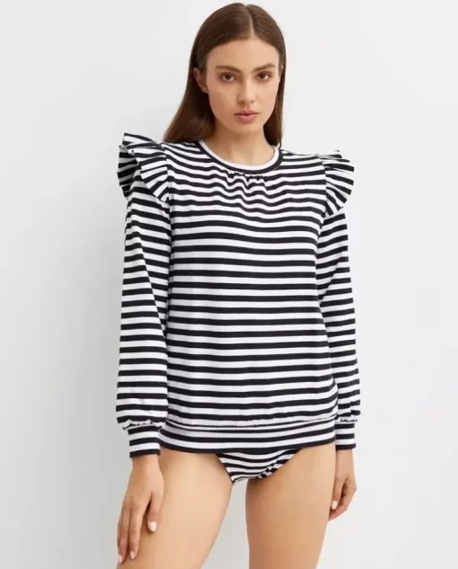 Bluza w paski z falbanami na ramionach