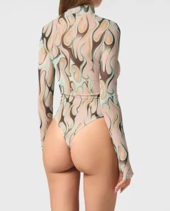 Body z długimi rękawami