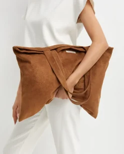 Brązowa torba typu shopper