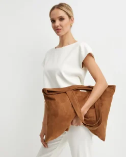 Brązowa torba typu shopper