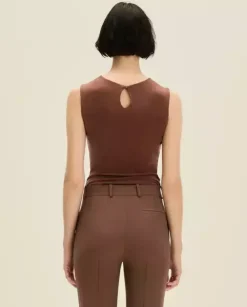 Brązowe body z wycięciem