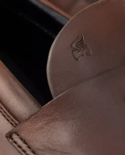 Brązowe skórzane mokasyny H576