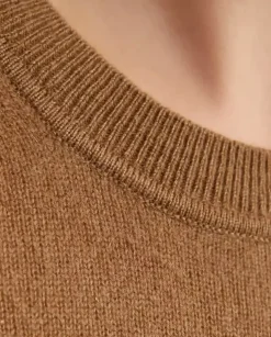 Brązowy kaszmirowy sweter