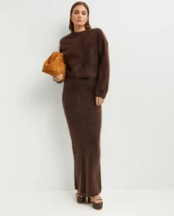 Brązowy sweter z kaszmiru