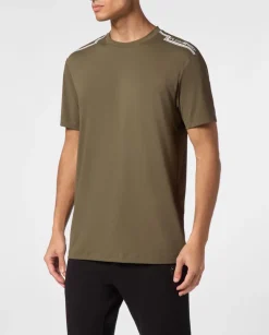 Brązowy t-shirt z ozdobnym wzorem