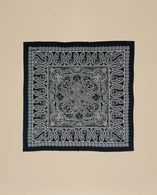 Czarna bandana z printem