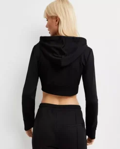 Czarna bluza dresowa