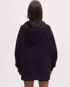 Czarna bluza oversize z kapturem