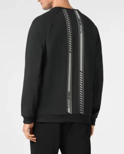 Czarna bluza sportowa