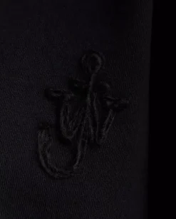 Czarna bluza z kapturem