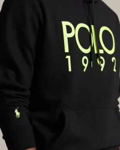Czarna bluza z kapturem i zielonym logo