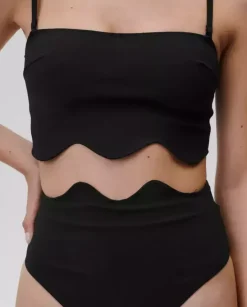Czarna góra od bikini Chic