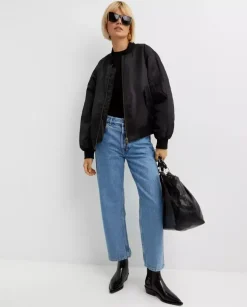 Czarna kurtka oversize