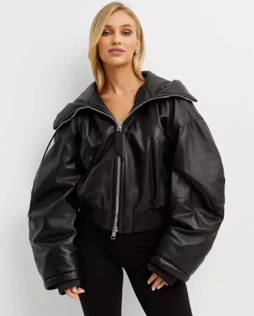 Czarna kurtka skórzana bomber