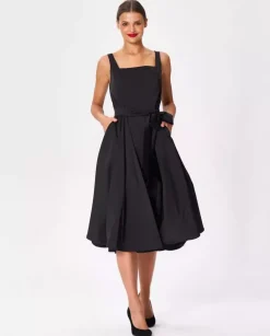 Czarna midi sukienka Audrey