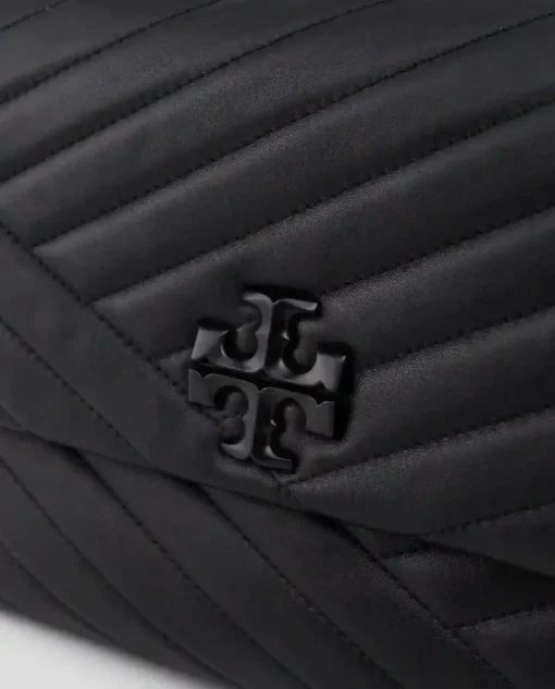 Czarna pikowana torebka Kira Chevron