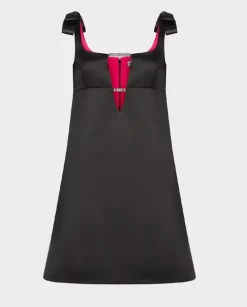 Czarna satynowa sukienka mini