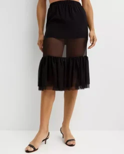 Czarna spódnica midi