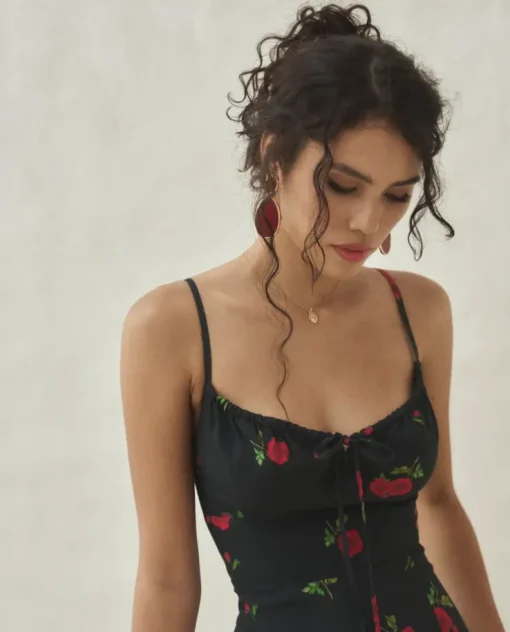 Czarna sukienka Amelie Dark Romance Rose