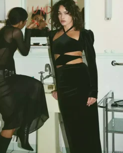 Czarna sukienka Brigitte