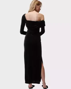 Czarna sukienka Femme Fatale