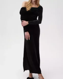 Czarna sukienka Femme Fatale